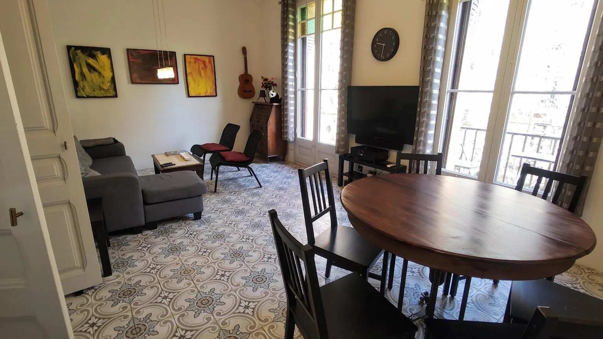 Spacious Aptmt Close To Pl Universidad And Pl Catalunya, 2,5 Bedrooms, Balcony, Heating, Elevator Min 31 Nights Barselona 0*,  İspanya
